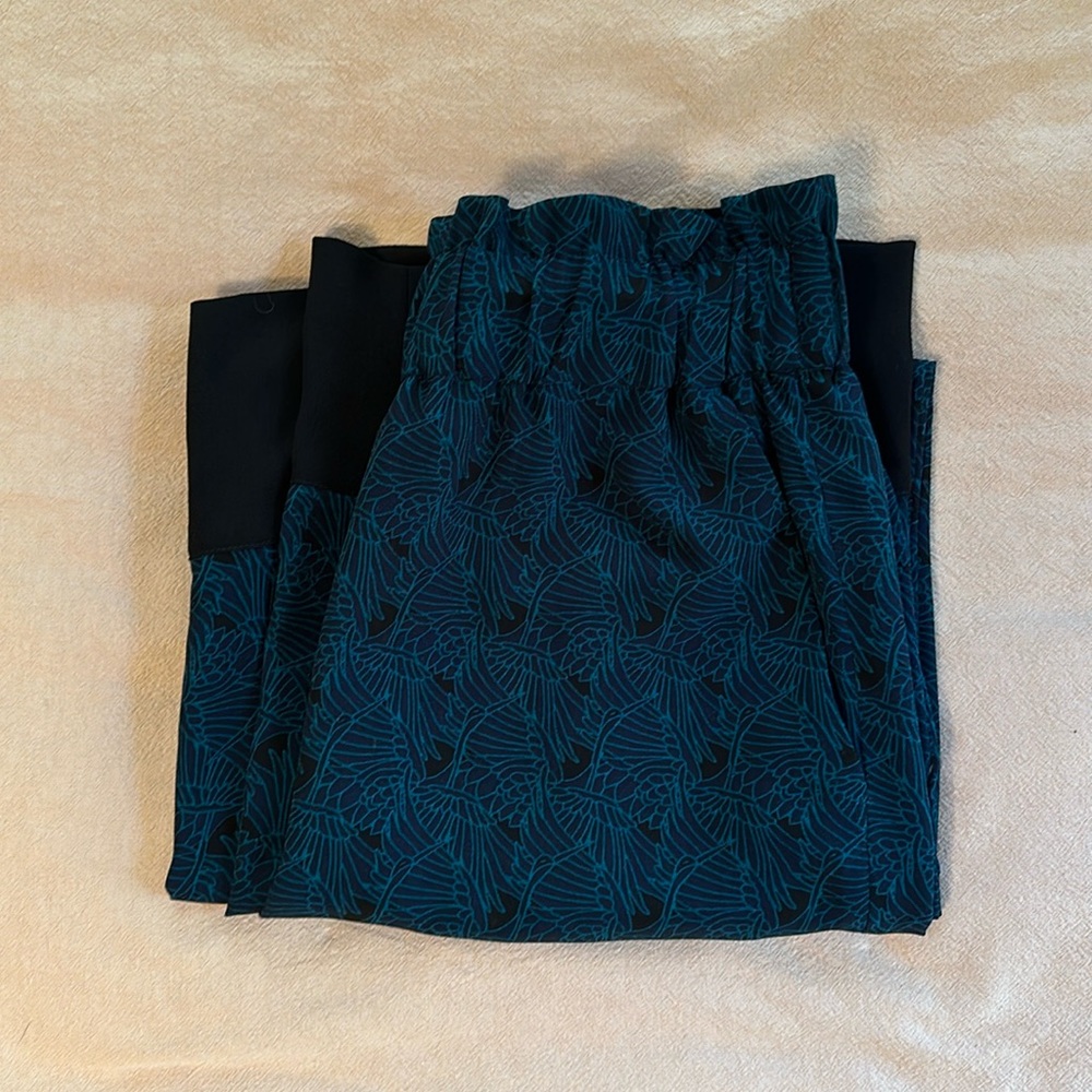 Wide leg patterned pants